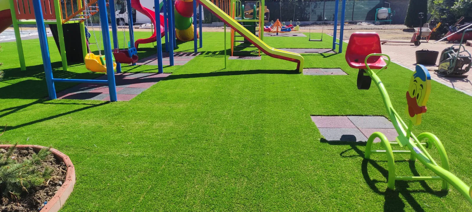 Gazon artificial decorativ NICOSIA 30 mm